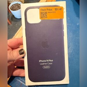 Apple iPhone 14 Plus Leather MagSafe Case - Navy Blue